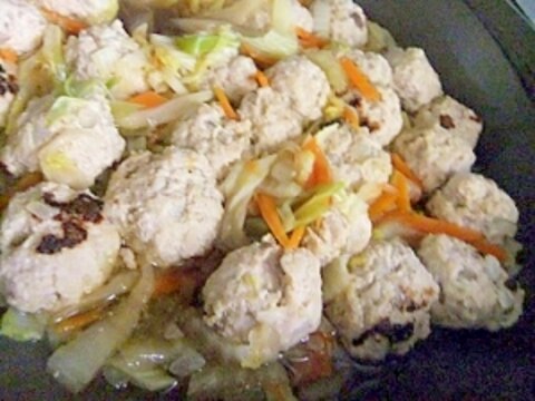 片栗粉でふわふわな　肉団子煮